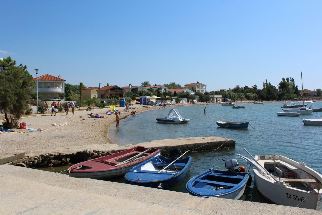 Apartment Ivanka Vrsi Bagian luar foto